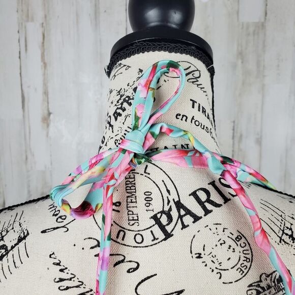 Collections by Catalina Floral Ruffled Swimsuit Top Pink Green Size 1x 16W - Picture 8 of 8